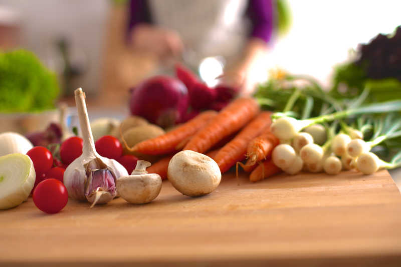 厨房里的新鲜食材