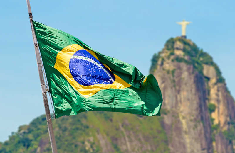 巴西里约热内卢挥舞旗帜的风景