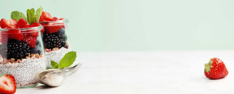 早餐草莓香草布丁