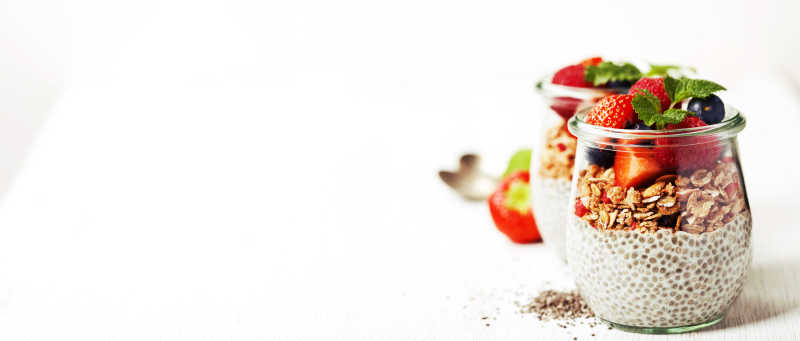 浆果香草布丁早餐