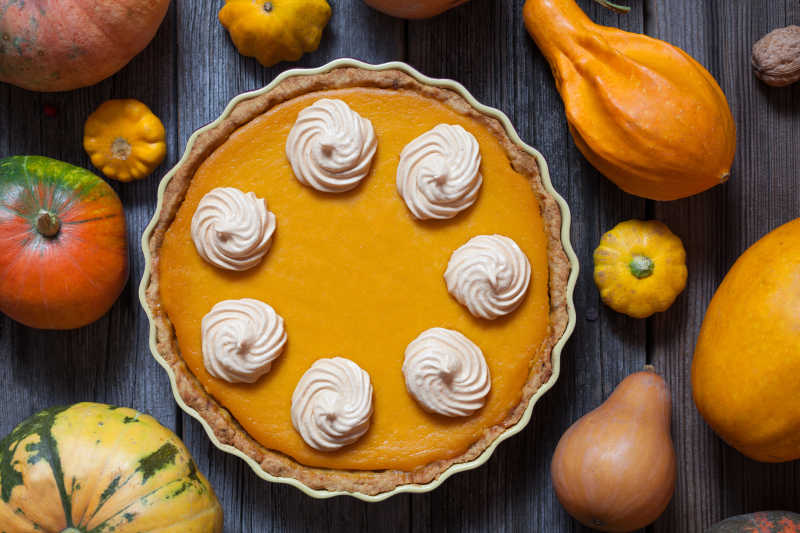 南瓜馅饼加上奶油