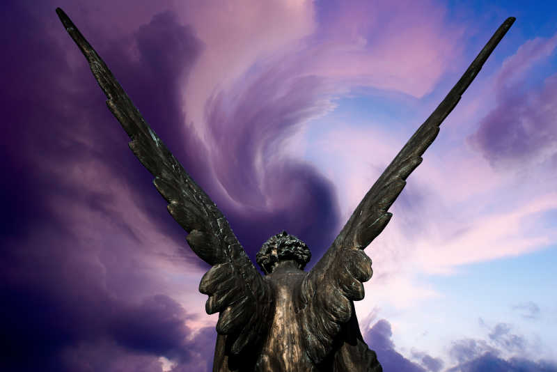 美丽的天使雕像背景
