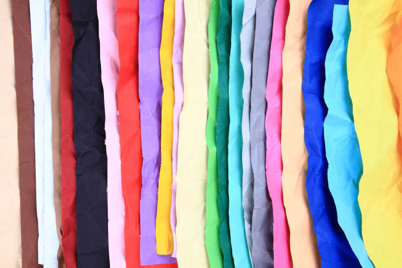 有褶皱的彩色纸