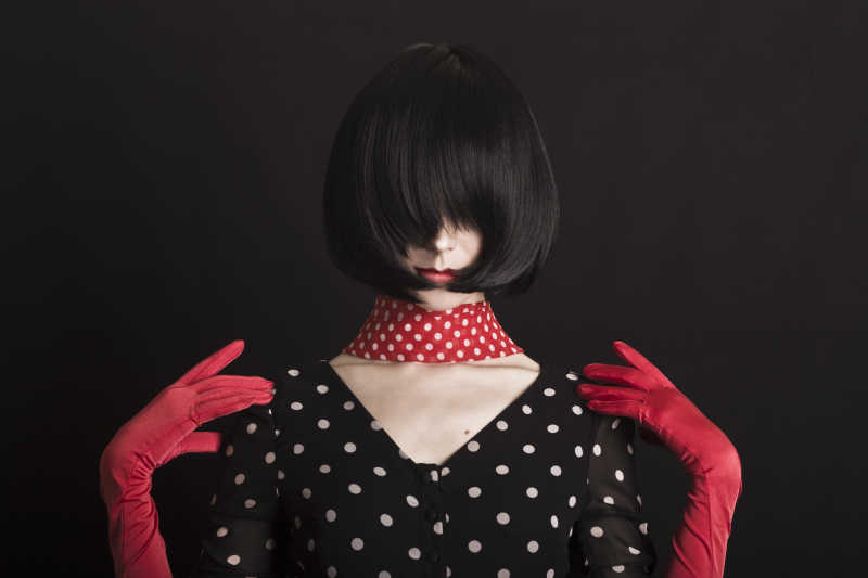 漂亮的年轻女人