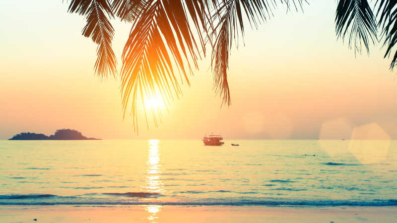 唯美的海边日落景色