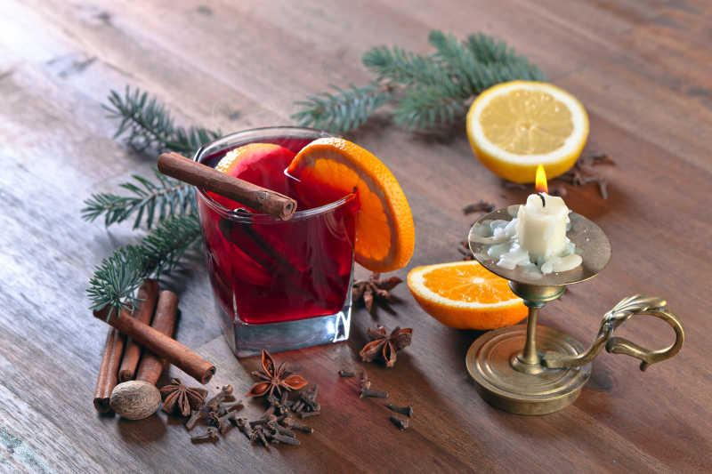 柠檬红酒与雪茄