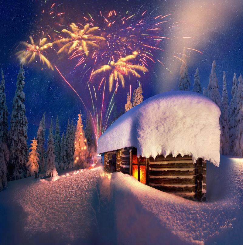 乌克兰喀尔巴阡山脉的圣诞节烟火