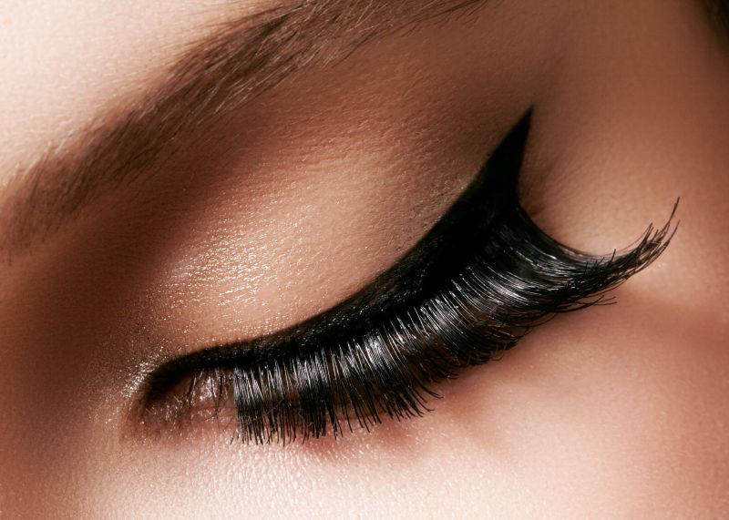 完美长睫毛眼妆