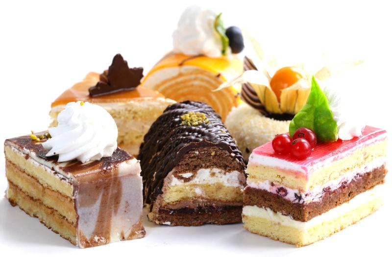 什锦迷你蛋糕配奶油