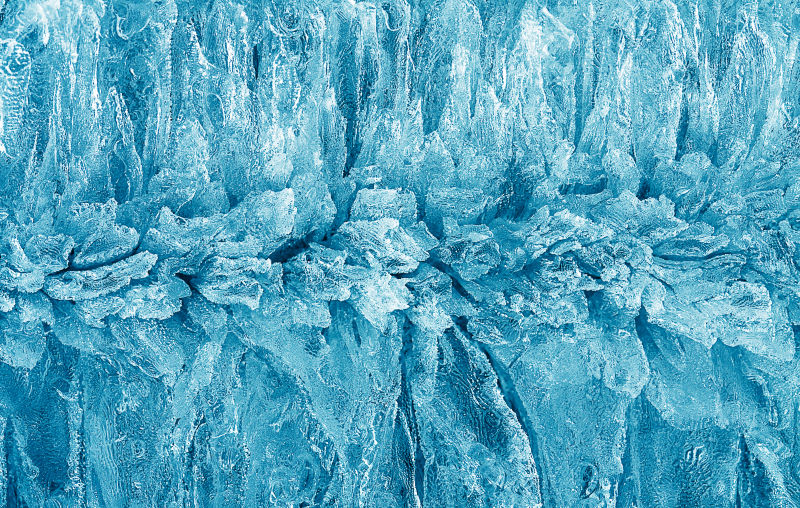 蓝色的冰屑