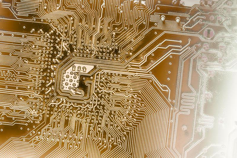 电脑棕色电路板