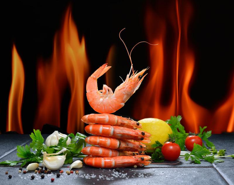 烧烤虾仁和大蒜